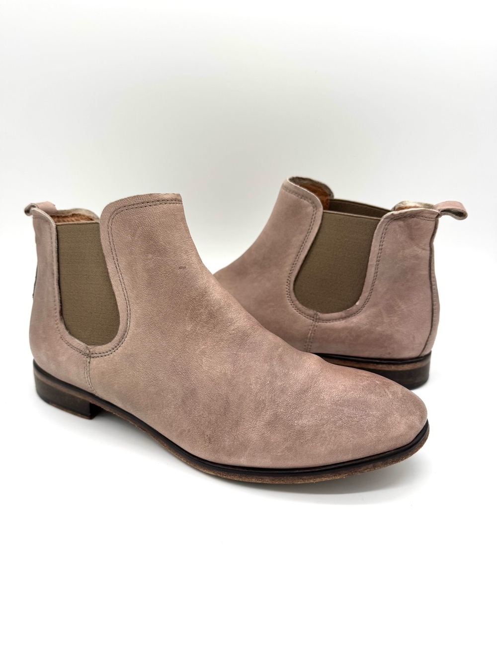 BATA Leather Pull On Chelsea Boots Mocha Taupe Italy Women Size 9